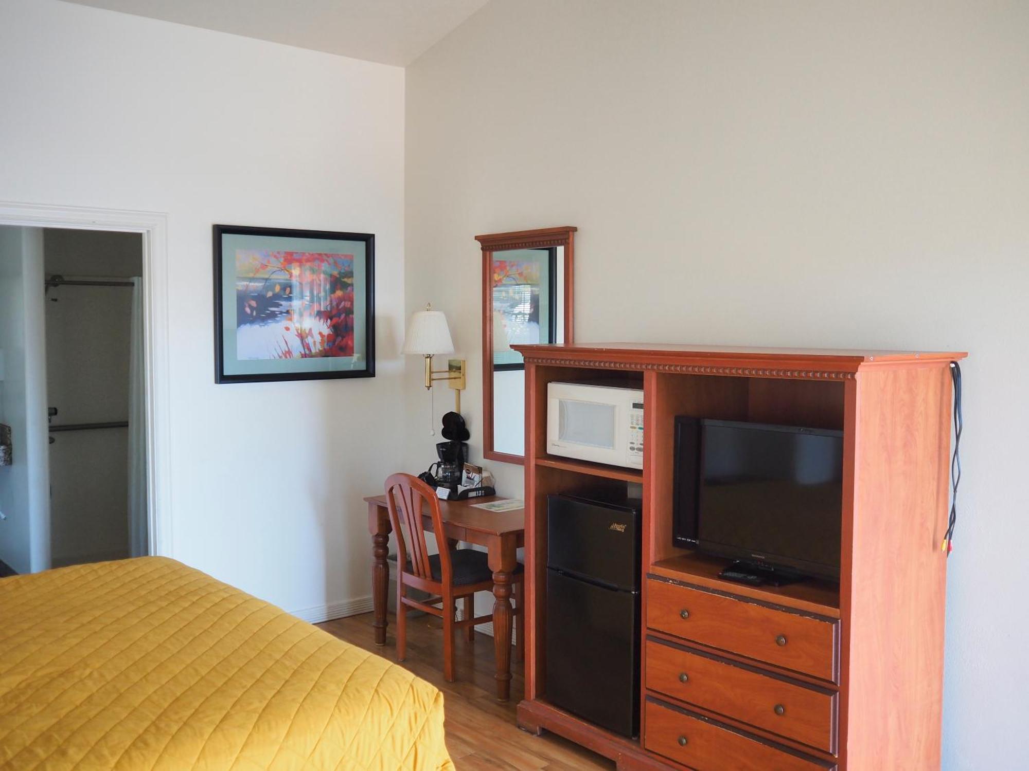 Wild Rivers Motorlodge Brookings Room photo