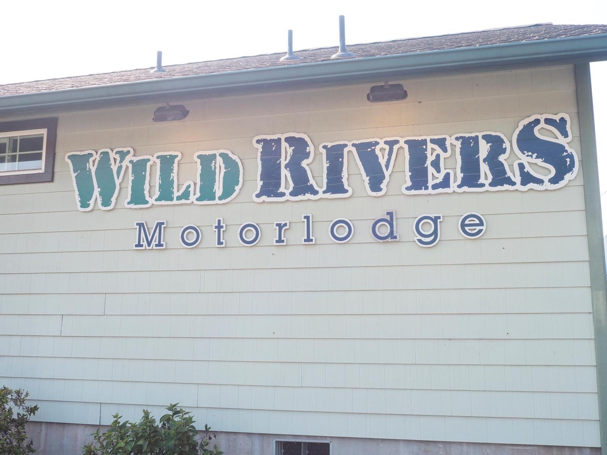Wild Rivers Motorlodge Brookings Exterior photo
